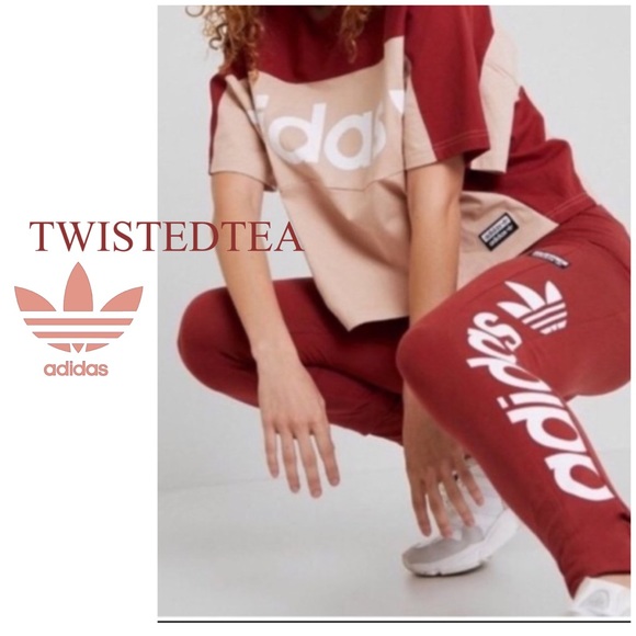 adidas Pants - NWT adidas L outfit 2 pc set T-shirt leggings